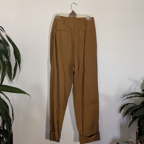 Elizabeth and James Camel Two-Piece Pantsuit - Picture 8 of 8